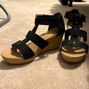 Dr. Scholl’s Wedges